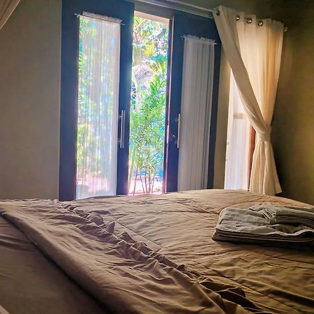 Three V Homestay Kuta  Екстер'єр фото