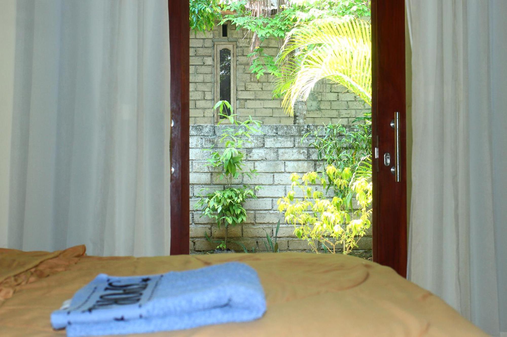 Three V Homestay Kuta  Екстер'єр фото