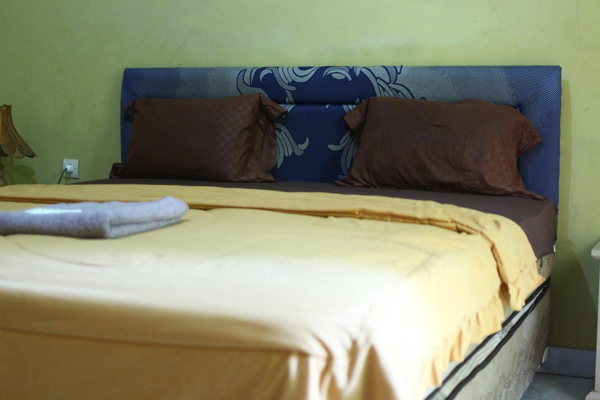 Three V Homestay Kuta  Екстер'єр фото