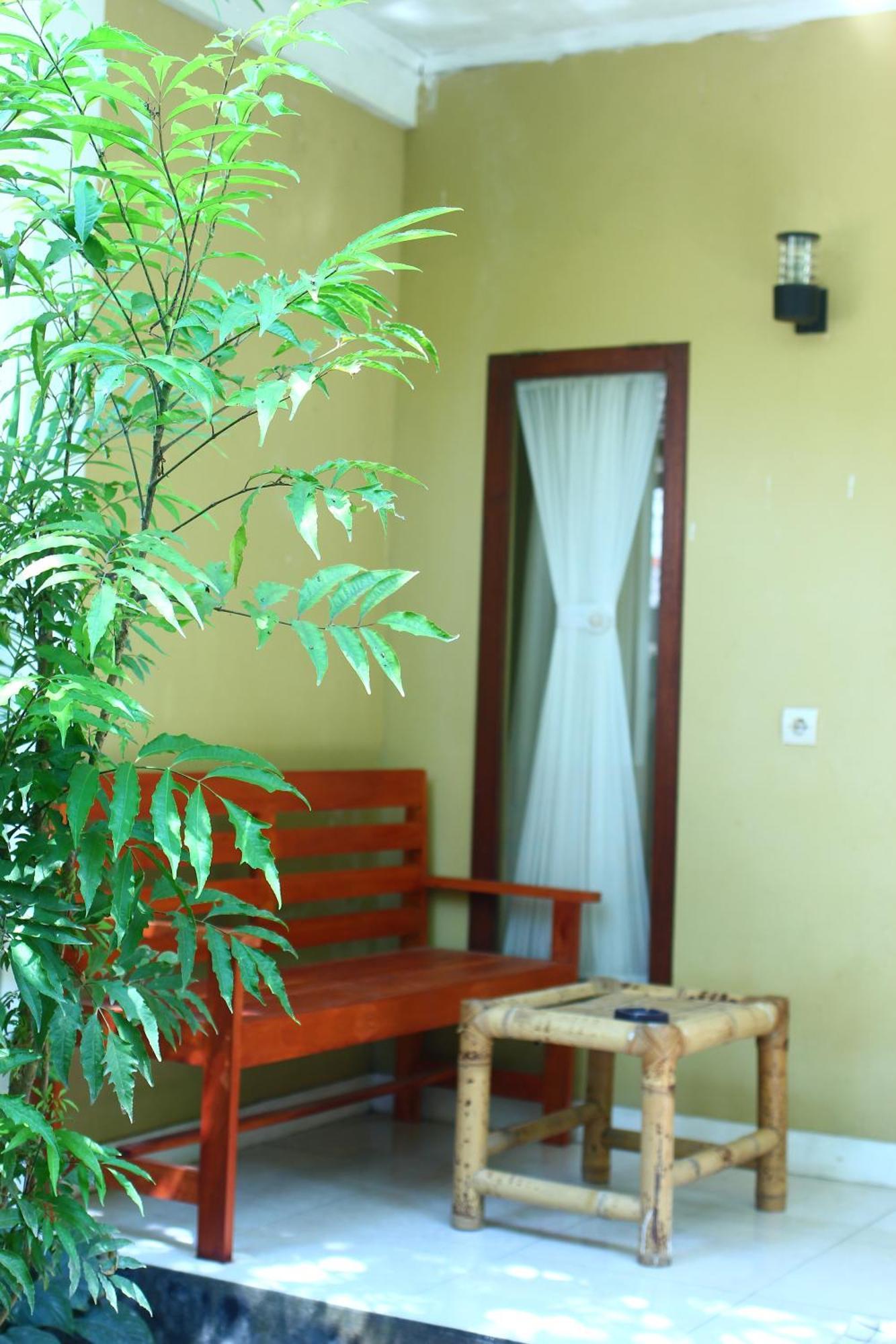 Three V Homestay Kuta  Екстер'єр фото