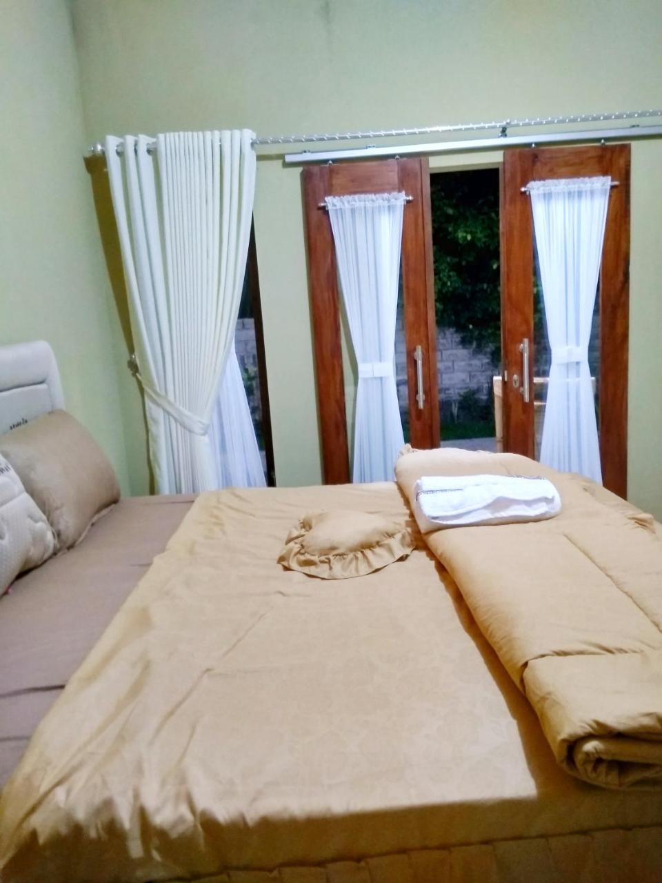 Three V Homestay Kuta  Екстер'єр фото