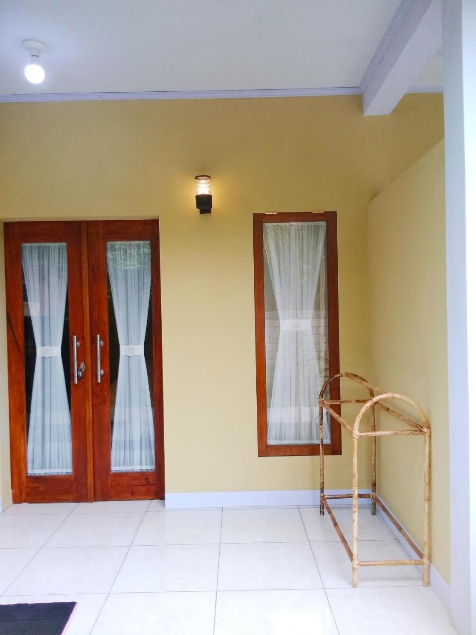 Three V Homestay Kuta  Екстер'єр фото